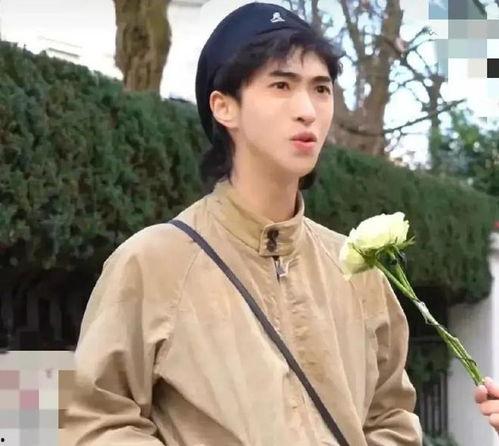 娱乐八卦吃瓜菌,吃瓜菌带你揭秘最新八卦热点  第2张